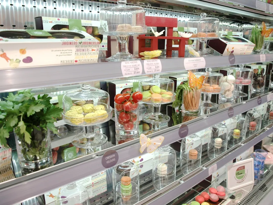 Macarons Gourmands Shop Paris
