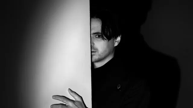 Automelodi, Gris Futuro, God Tongue