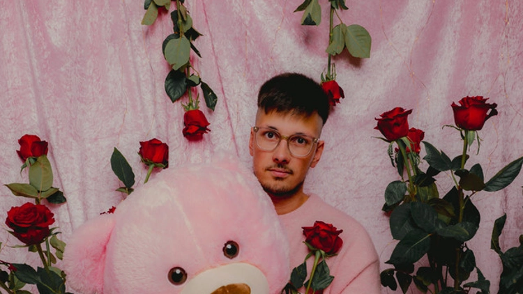 Wigwam presents: Frederic. All Night Long