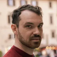 Adam Tell