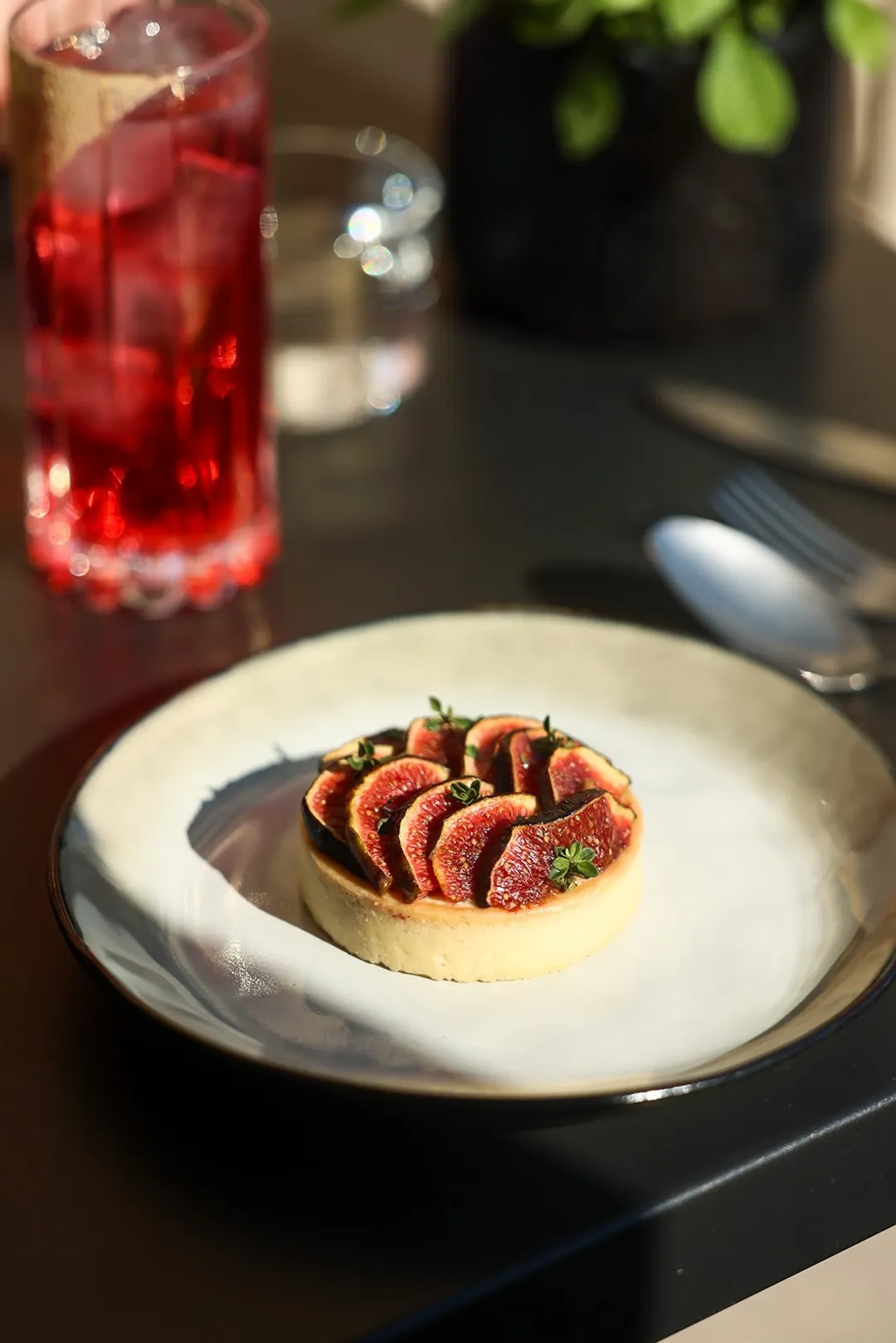 Les Petites Mains Restaurant Paris