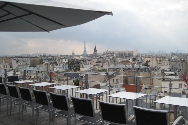 Les bars d'hôtels s'exportent en terrasse