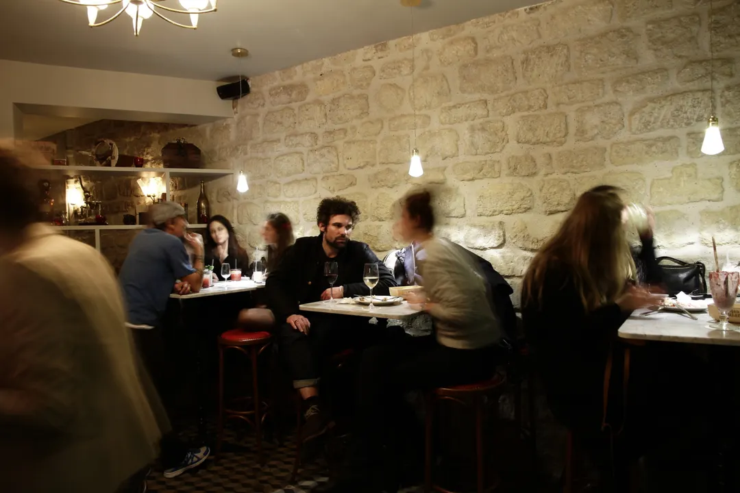 Le Persifleur Restaurant Bar Paris