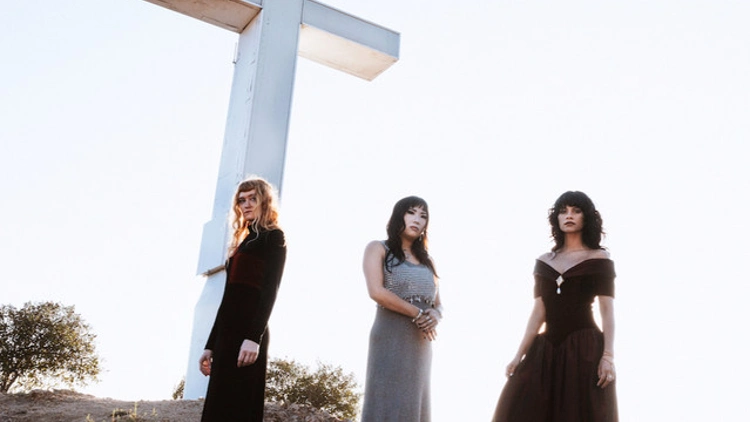 L.A. Witch + guest 