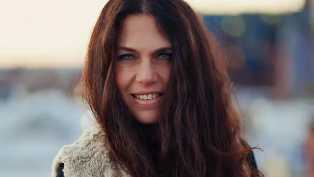 Sari Schorr, Sari Schorr & the Engine Room