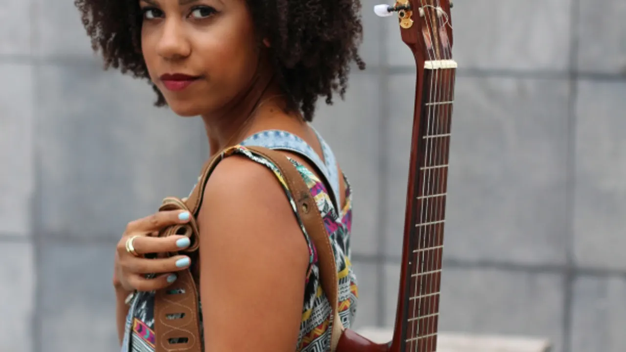 Miu Queiroz (Live) + Julien Lebrun