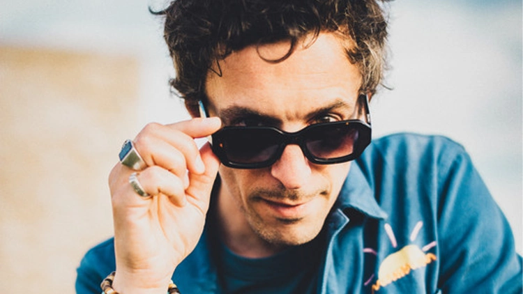 Sacré Présente : Anoraak / Golden Hour