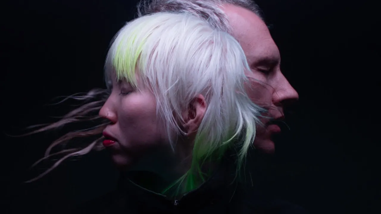 Spike Hellis (all night party)