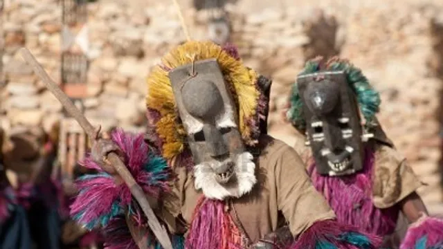 Danses masquées des Dogon