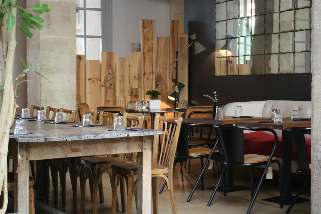 La Rotonde Stalingrad Restaurant Bar Club Paris