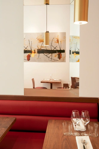 KGB - Kitchen Galerie Bis Restaurant Paris