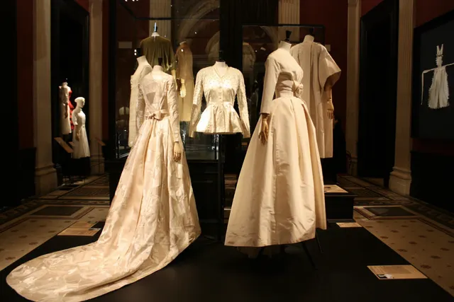 Anatomie d'une collection, le vêtement s'étudie au Musée Galliera