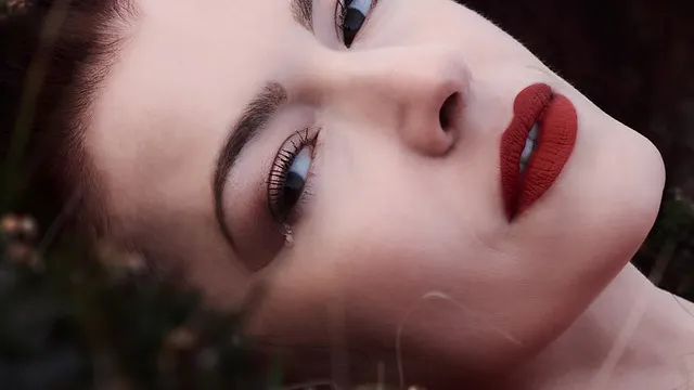 Chrysta Bell