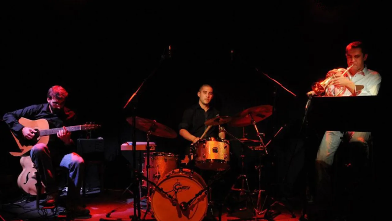 Concert jazz, world music : OCARA