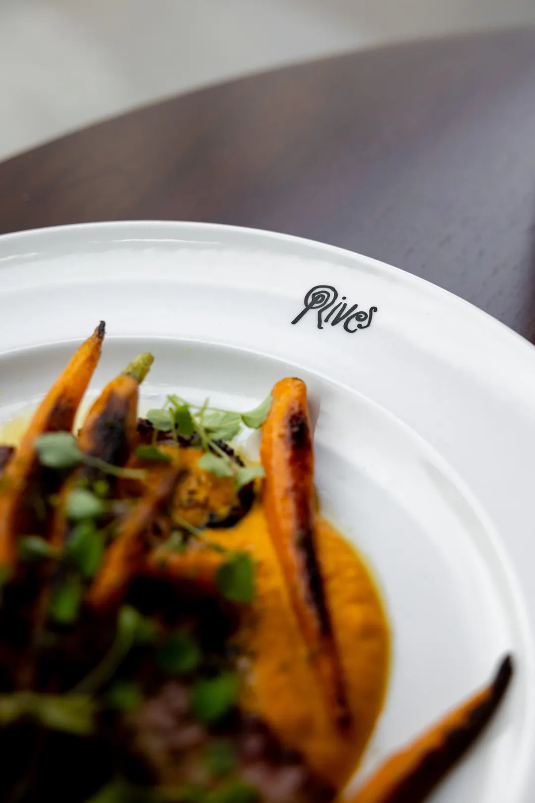 Rives Restaurant Paris