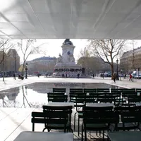 Café Fluctuat Nec Mergitur