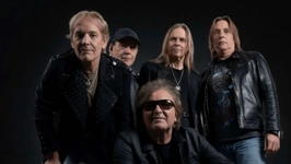 Honeymoon Suite