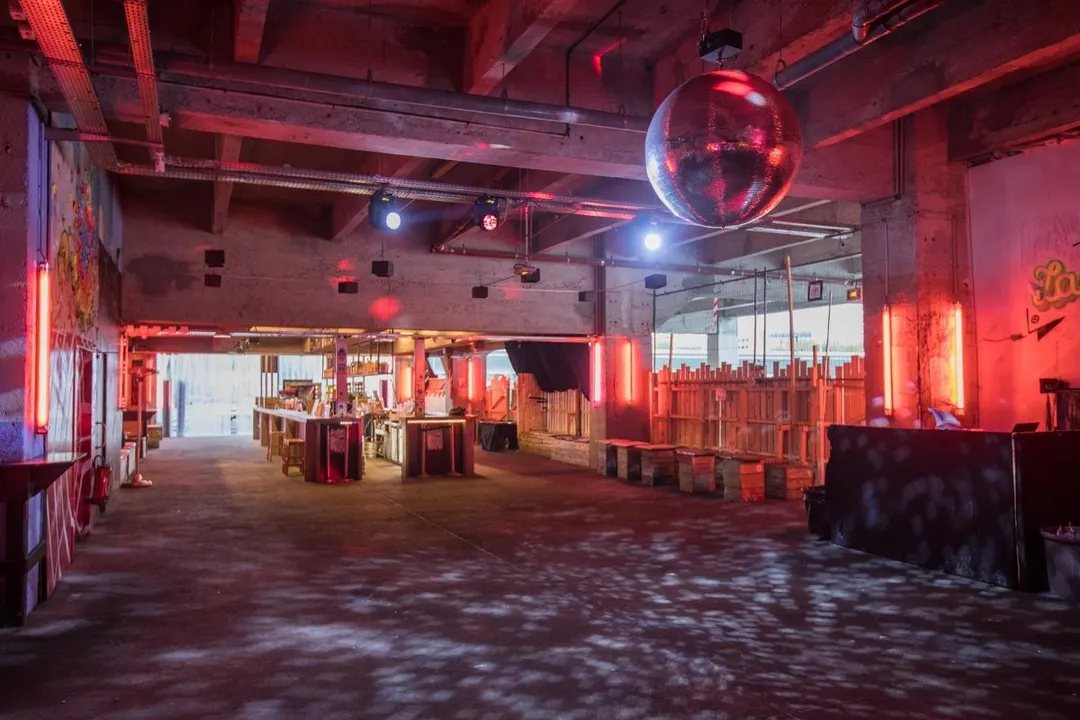 Garage Club Bar Paris