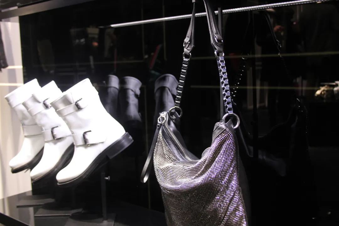 Le Karl Lagerfeld Store - Saint Germain Shop Paris