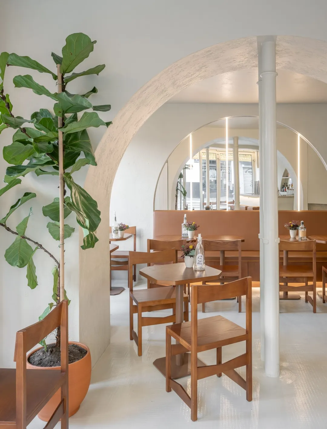 Carlota Bar Restaurant Paris