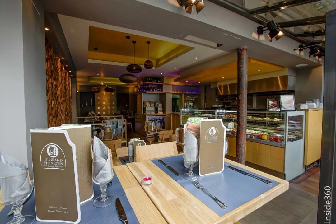 Le Grand Phénicien Restaurant Paris