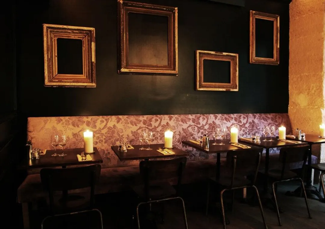 Chez Moustache Restaurant Bar Paris