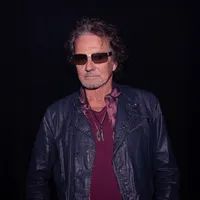 Mickey Thomas