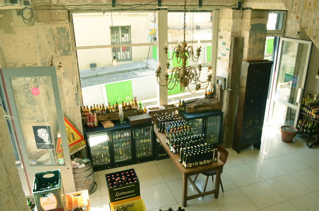 Peoples Drugstore Shop Paris