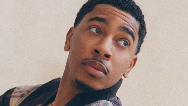 CHRISTIAN SANDS "BE WATER"