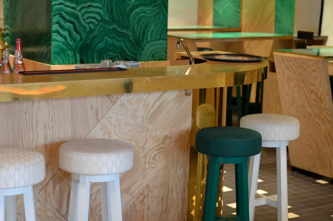 Le Wood Bar Restaurant Paris