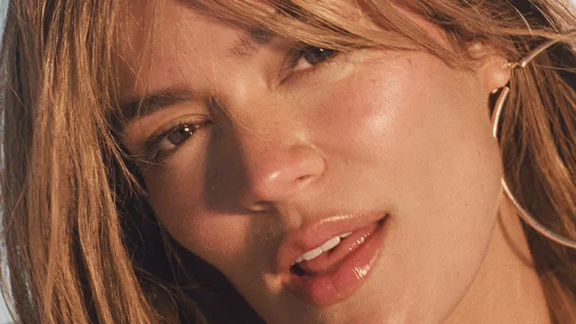 Karol G - Viajando por el mundo tropitour