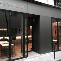 Le Distrait