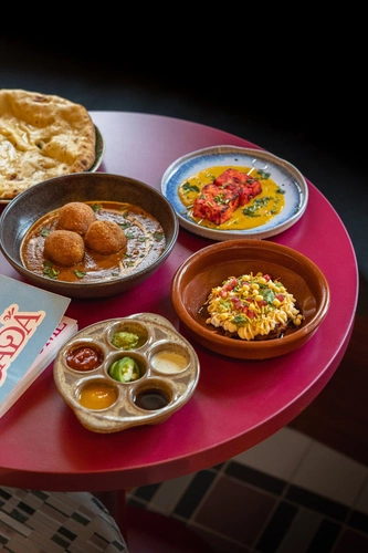 Kuna Bada Restaurant Paris