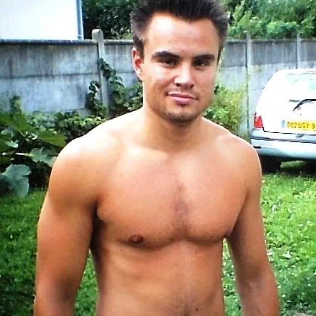 Nicolas J