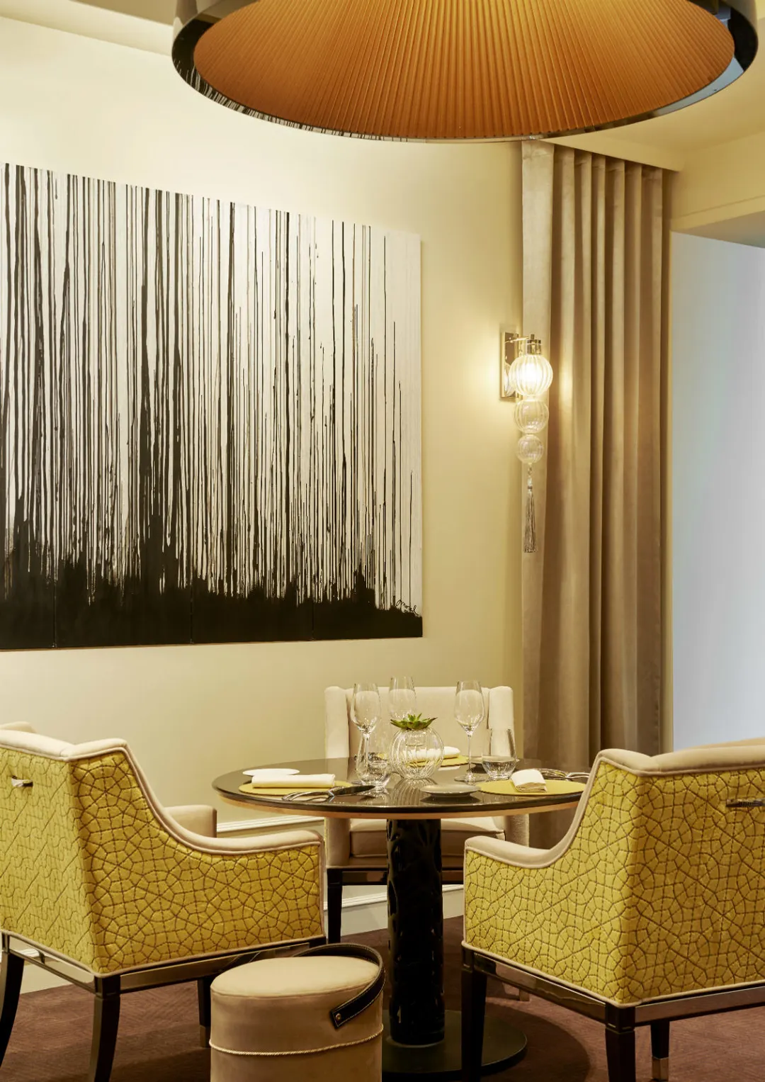 Le Burgundy Restaurant Bar Hôtel Paris