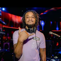 DJ E-Feezy