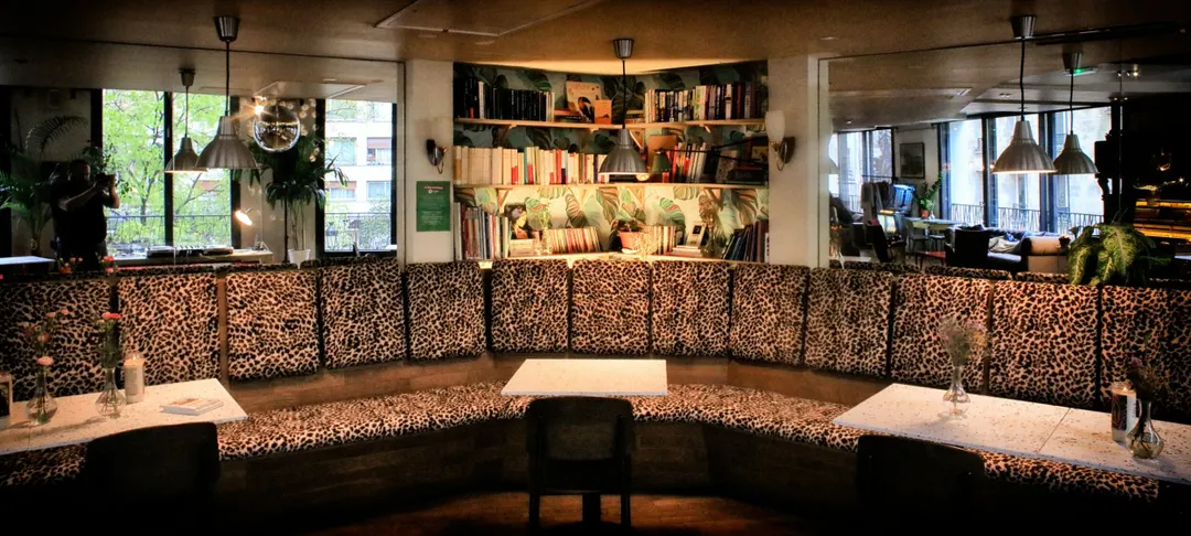Mezzanine Bar Salle de concert Restaurant Paris