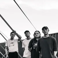 Black Foxxes