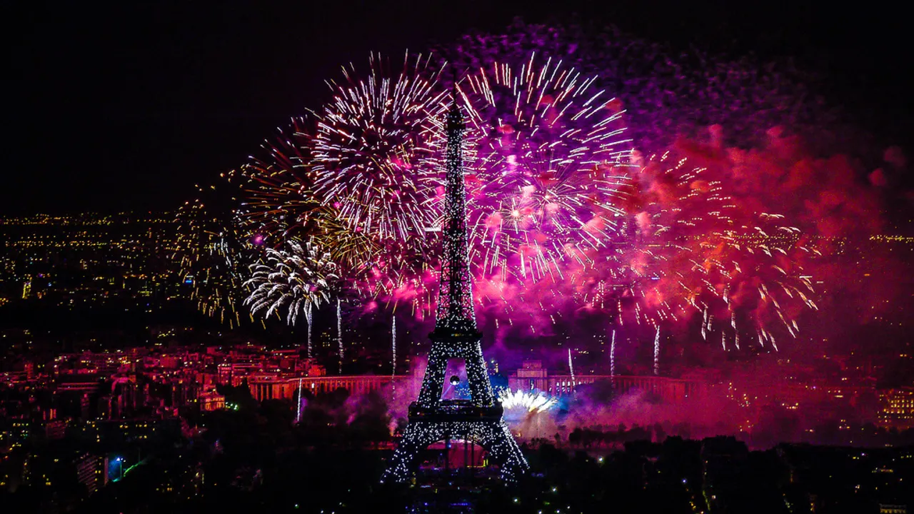AFTERWORK SPECIAL 14 JUILLET FEU D' ARTIFICE TERRASSE BATEAU BBQ