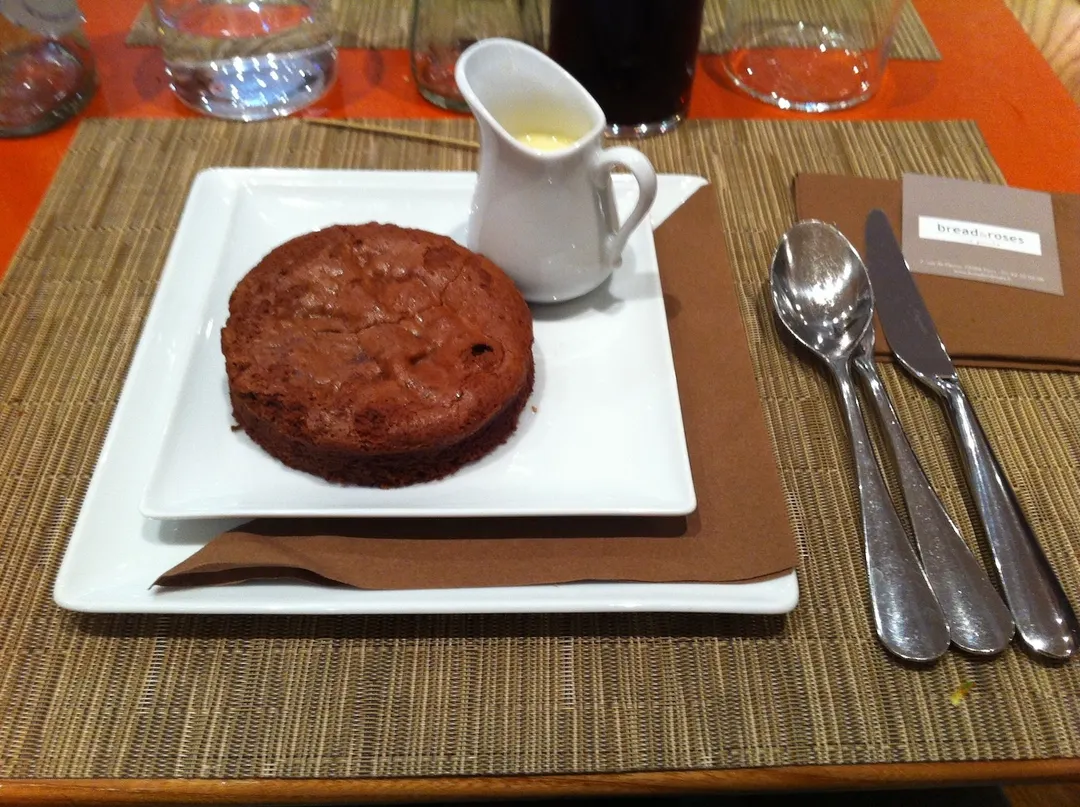 Bread and Roses Restaurant Paris