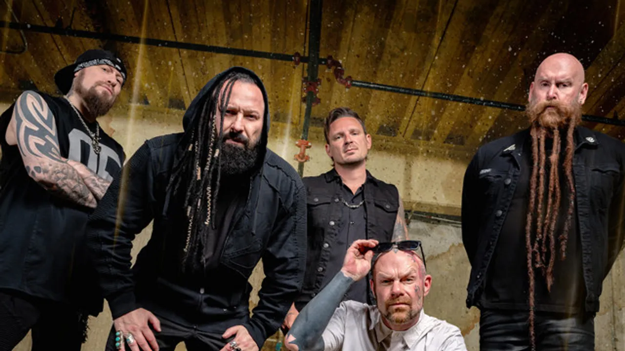 FIVE FINGER DEATH PUNCH