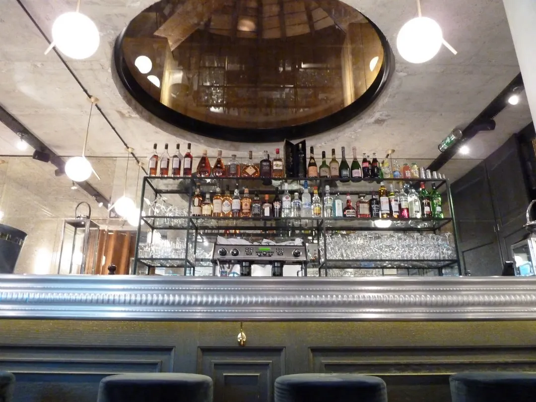 Le Moulin de la Galette Restaurant Paris