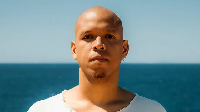 Francis Mercier presents Solè y