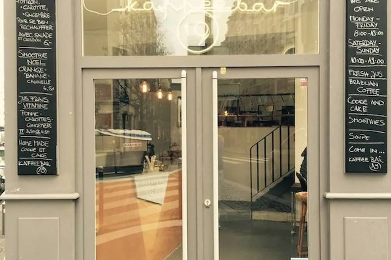 Kaffee Bar 19