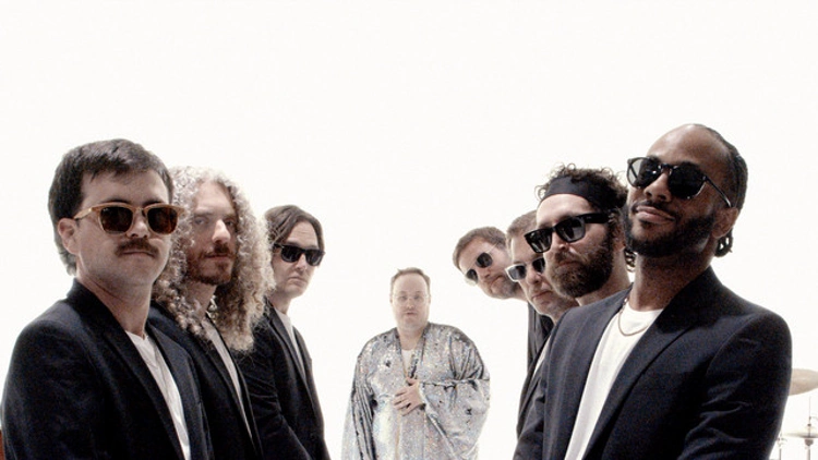 ST. PAUL AND THE BROKEN BONES