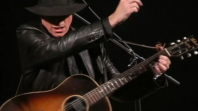 GARY LUCAS