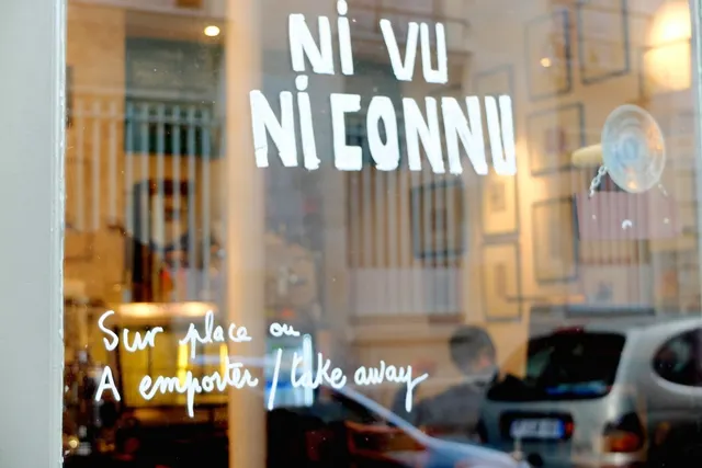 Ni vu ni connu, un coffee shop plein de curiosités !