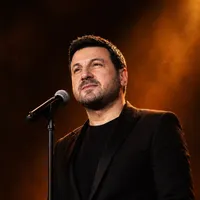 Davut Güloğlu
