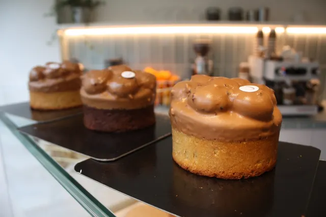 La Goutte d'Or, pâtisserie de haute volée et coffee shop charmant de Yann Menguy