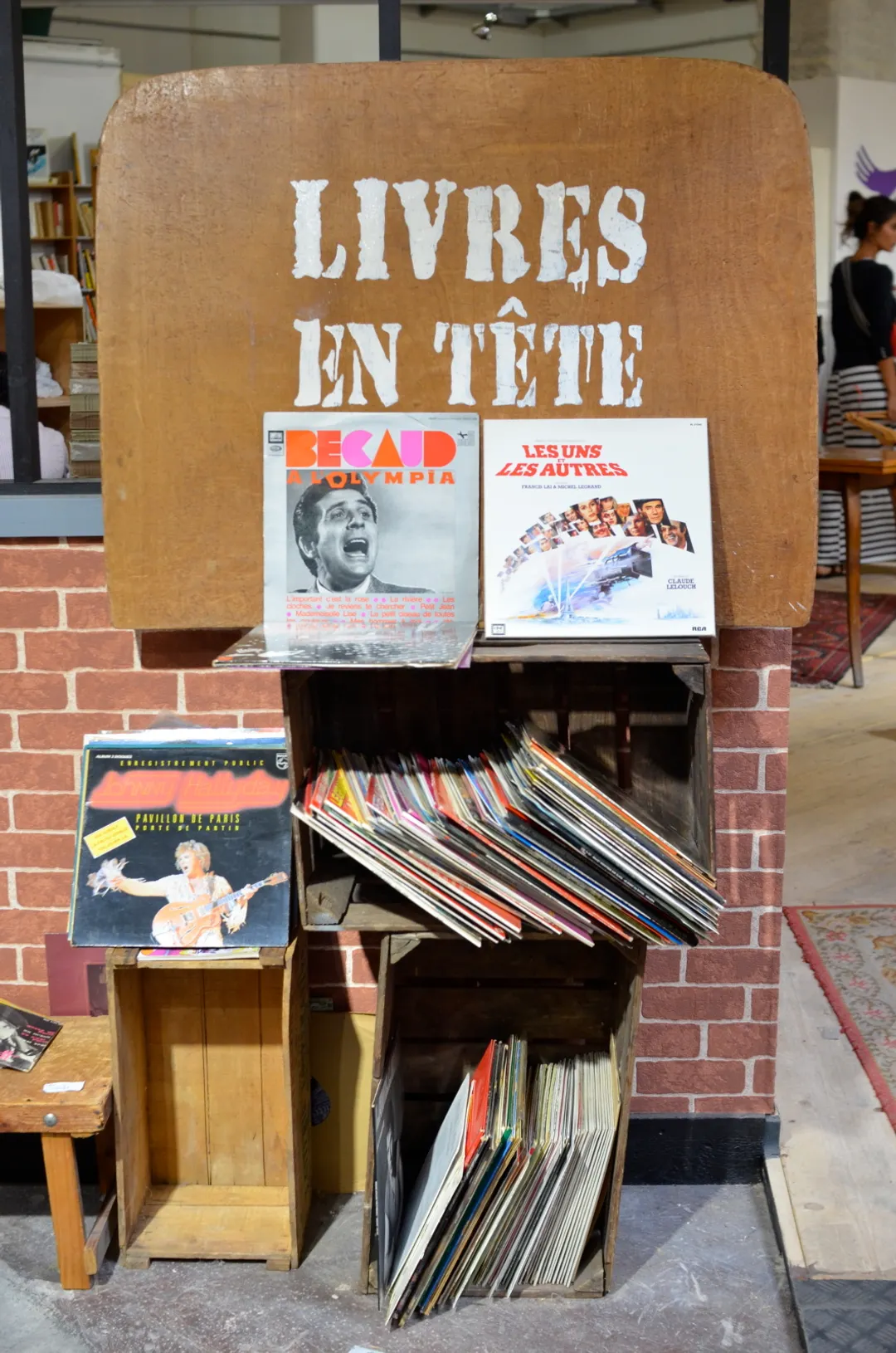 Le Bric à Brac Emmaüs Shop Paris